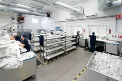 nejbusiness-lindstromgroup-pracovni-obleceni-prumyslove-prani