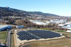Liberecké Denso přeměnilo nevyužívanou průmyslovou plochu v největší firemní fotovoltaiku v kraji